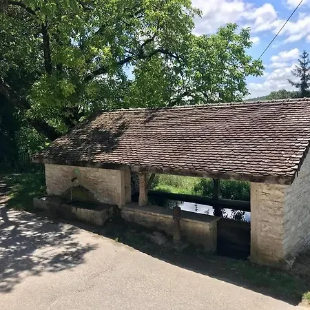 Holiday home Maison Lumineuse A Boulieu *