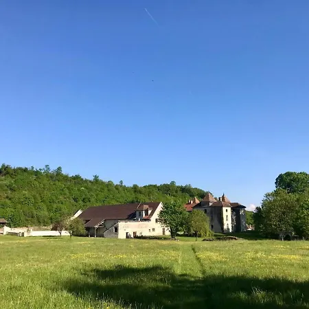 Maison Lumineuse A Boulieu Holiday home