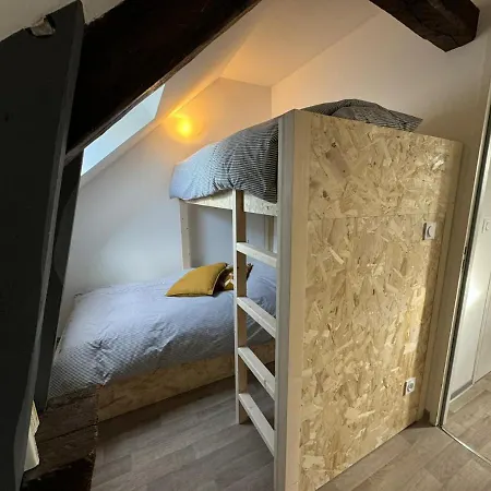 Holiday home Maison Lumineuse A Boulieu Courtenay (Isere)